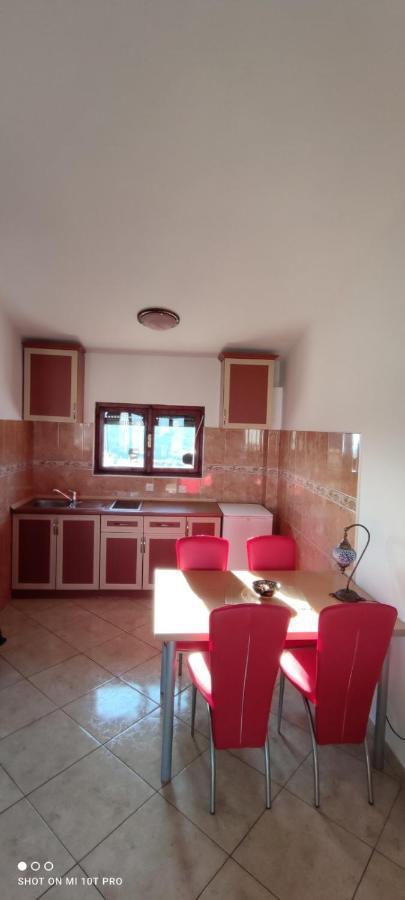 Apartments Tara Ulcinj Exterior foto