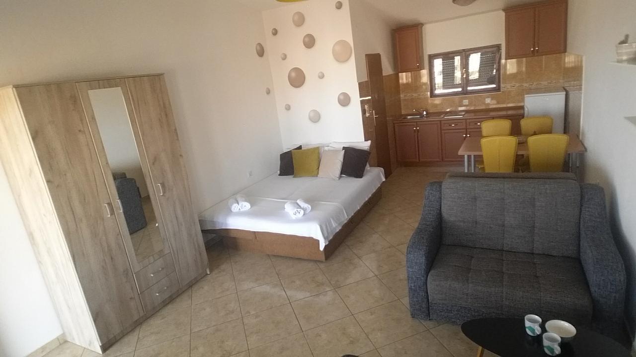 Apartments Tara Ulcinj Exterior foto